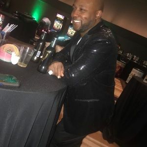 Meet your Posher, Cecil